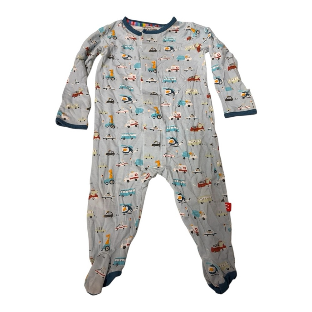 Magnetic me footie